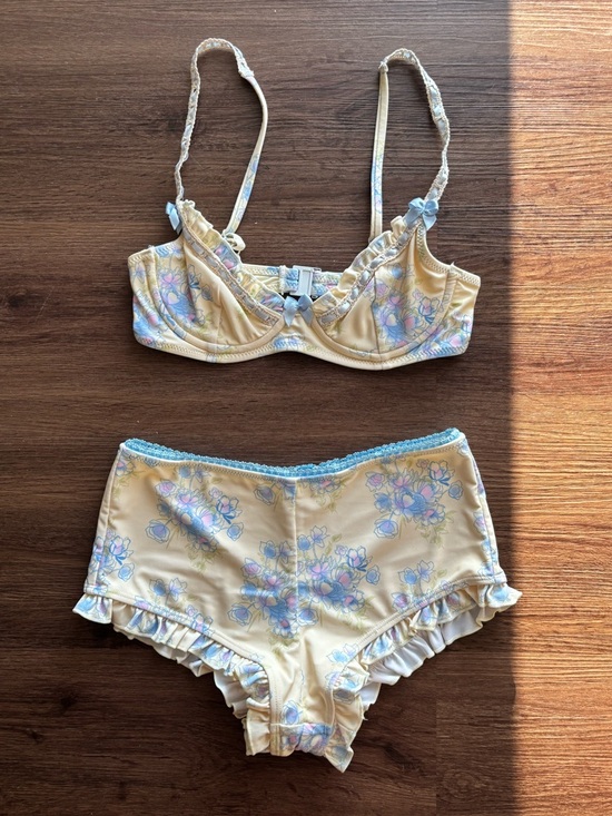 Blackbough Other - Blackbough Angel Cake bikini set